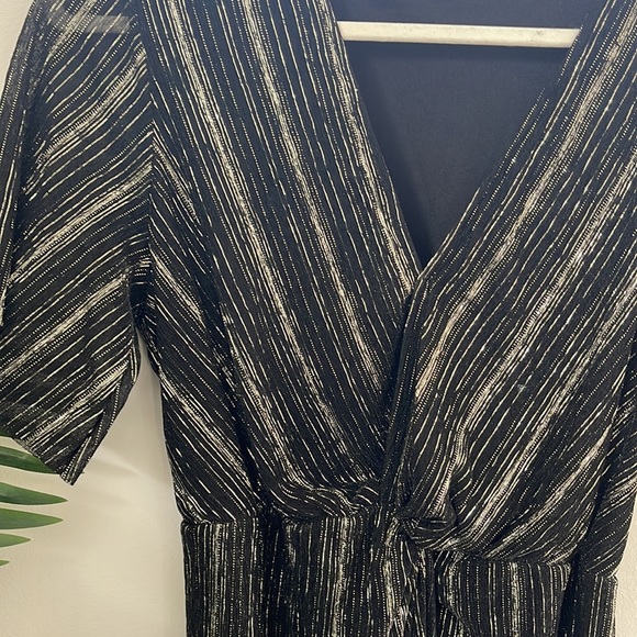 All In Favor Dress XL - Picture 2 of 6